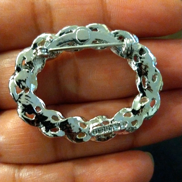 Vintage Gerry's Brooch Silver Toned Pin Blue Crystals Faux Pearls - Picture 2 of 4